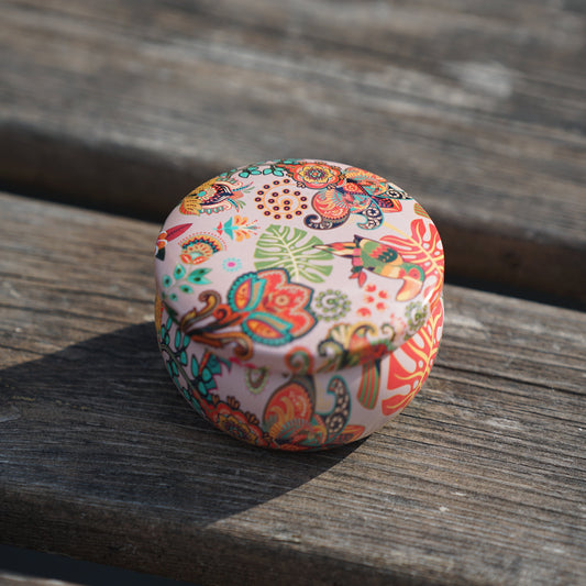 Homemade Lotion Bar in colorful tin - Special Edition (birds-and-flowers)